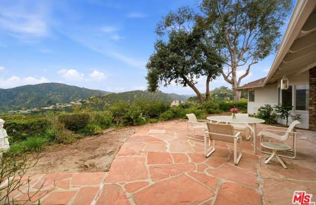 935 Linda Flora Dr photos photos