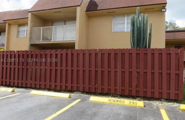 9974 N Kendall Dr - 9974 North Kendall Drive, Kendall, FL 33176 9974 N Kendall Dr - 9974 North Kendall Drive, Kendall, FL 33176
