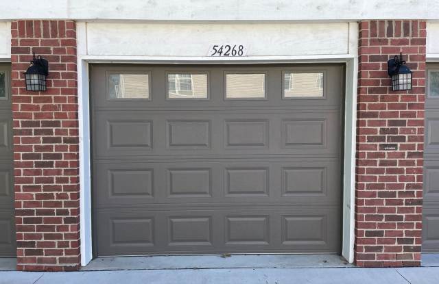 Shelby Township-2 Bedrooms, 2-Baths, 1st Floor Unit, Attached garage by Stoney Creek Park Gallery 3