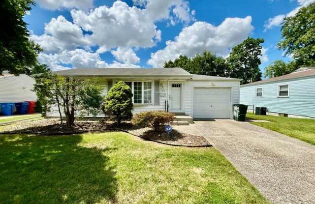 740 Florland Drive - 740 Florland Drive, Florissant, MO 63031