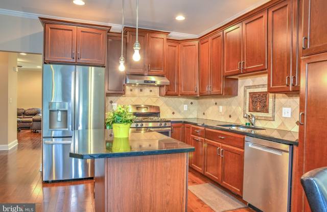 39 BRINKMANNS Way - 39 Brinkmanns Way, Bucks County, PA 19053