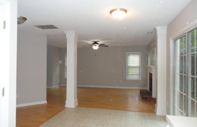 403 Stonecreek Drive Gallery 4