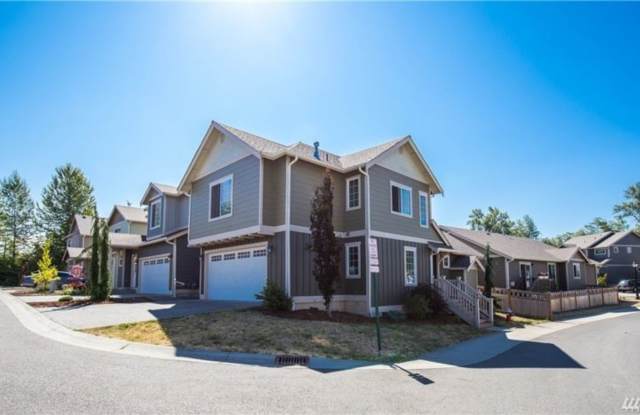 713 Verbena Ln *50% OFF FIRST MONTHS RENT* photos photos