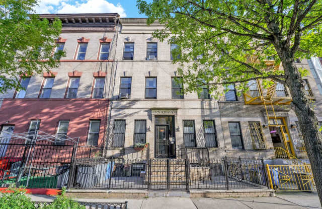 Welcoming  1-Bedroom with Home Office and Private Terrace. photos photos