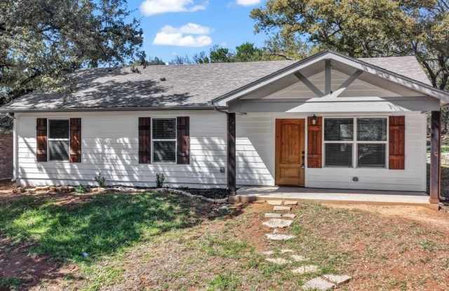 1830 Hitching Post Road photos photos