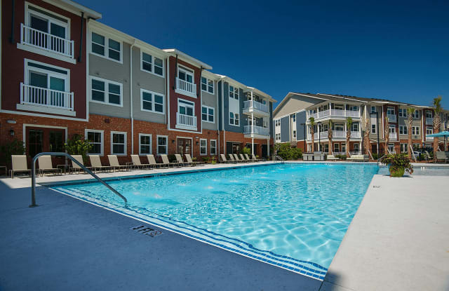 Parkside at the Highlands photos photos