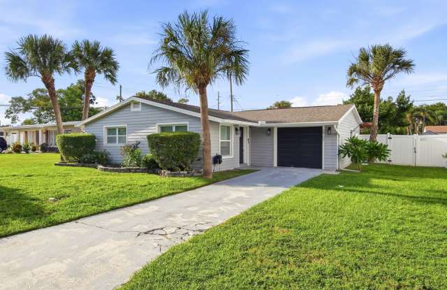 Remodeled 3BR/2BA Tampa home with fenced yard and one car garage. photos photos Remodeled 3BR/2BA Tampa home with fenced yard and one car garage. photos photos