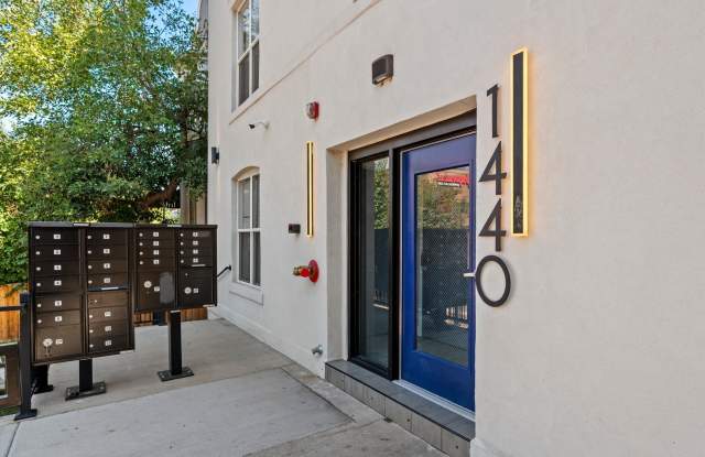 Modern Cap Hill Retreat with Historic Character Gallery 3