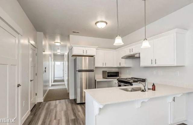 532 North 360 West - 532 North 360 West, Vineyard, UT 84059