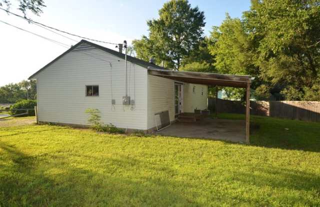 6301 East 149 Terrace Gallery 4