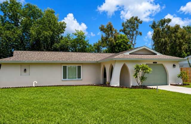 Annual Unfurnished 2-bed 2-bath Single Family Home fenced in backyard photos photos Annual Unfurnished 2-bed 2-bath Single Family Home fenced in backyard photos photos