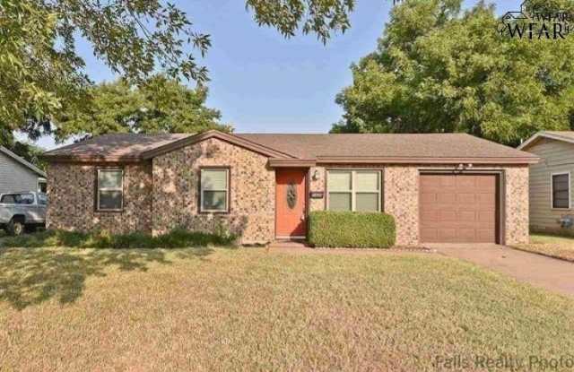 1426 HARRIS LANE photos photos