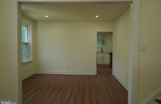140 S KESWICK AVE Gallery 4