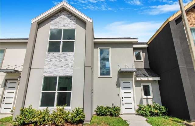 706 W Seminole Avenue - 706 West Seminole Avenue, Pharr, TX 78577