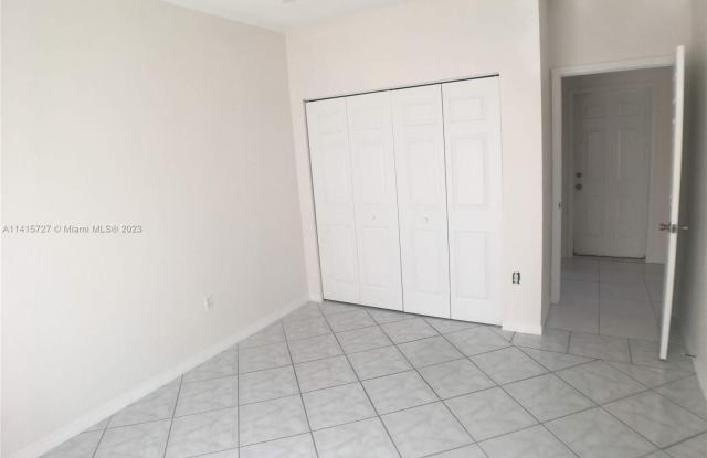 16131 SW 151st Ter Gallery 4