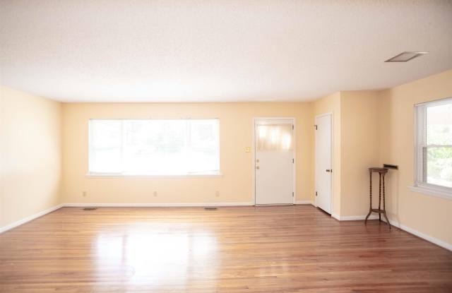 5010 Glenmere Road Gallery 4