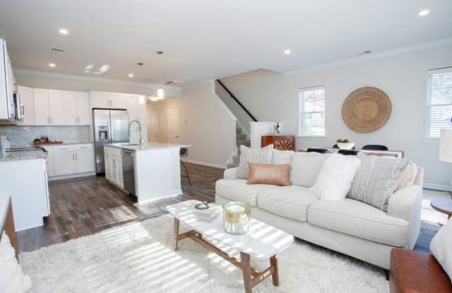 The Grand Luxury Apartments and Homes Gallery 2