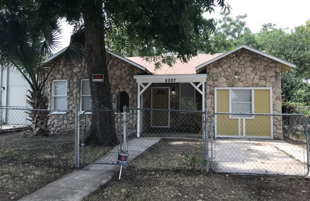 5007 Greenwood Ave - 5007 Greenwood Street, San Antonio, TX 78214