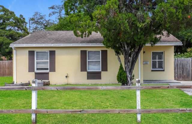 1400 43RD STREET S - 1400 43rd Street South, St. Petersburg, FL 33711