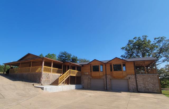 7697 Missouri 176 - 7697 Missouri 176, Taney County, MO 65771