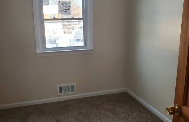 1007 Foxwood Lane photos photos