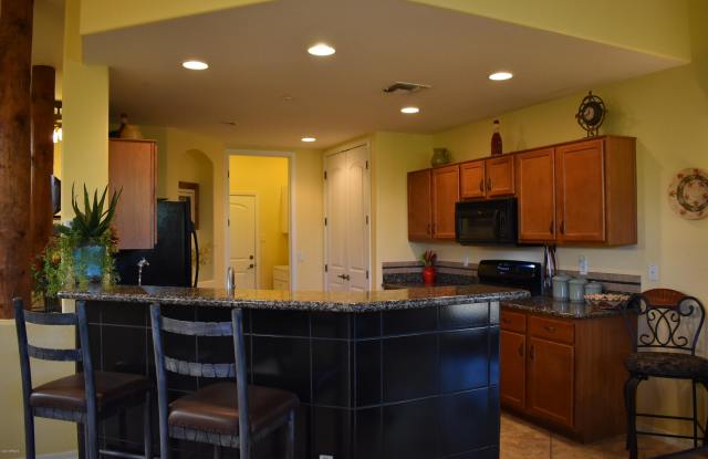 6018 E KNOLLS Drive Gallery 3