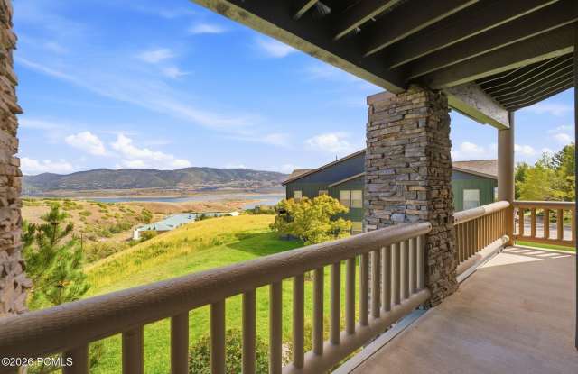 1756 W Fox Bay Drive Gallery 1