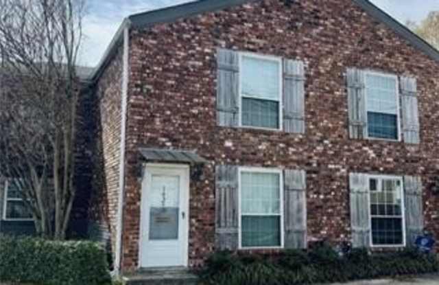 1420 CLEARVIEW Parkway photos photos