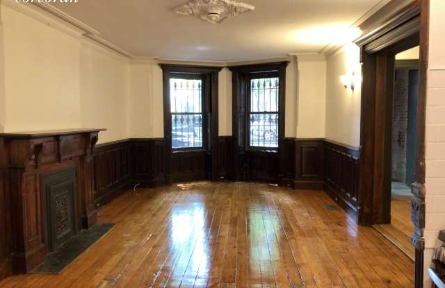 131 Clinton Avenue - 131 Clinton Avenue, Brooklyn, NY 11205