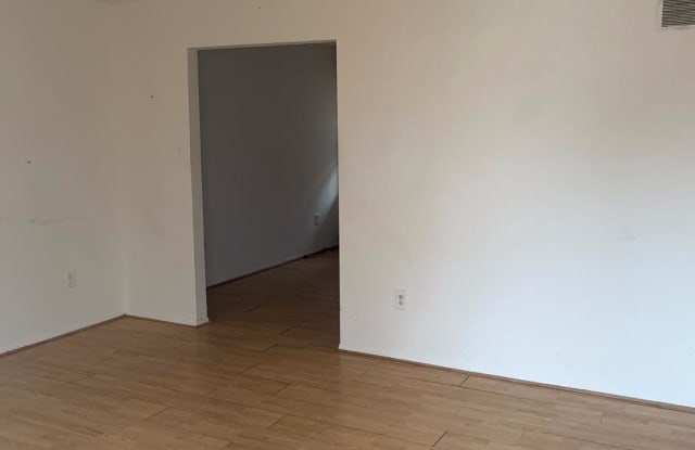 9459 TANEY ROAD Gallery 3