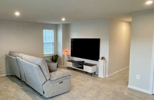 114 Dripping Spring Drive Gallery 3