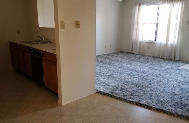 2604 1/2 N Grand Ave, Apt A - A photos photos