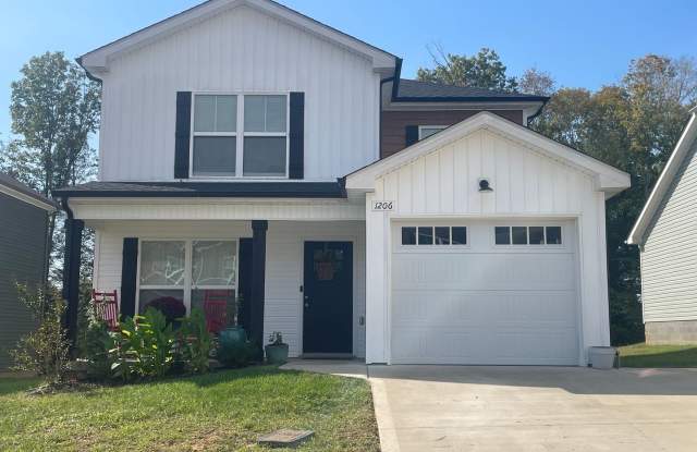 Beautiful 3 Bedroom Close to Liberty Park  Marina! photos photos