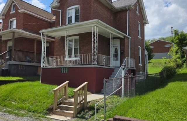 6 4th St photos photos