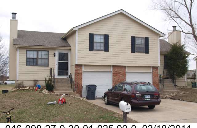 1721 W Spruce St photos photos