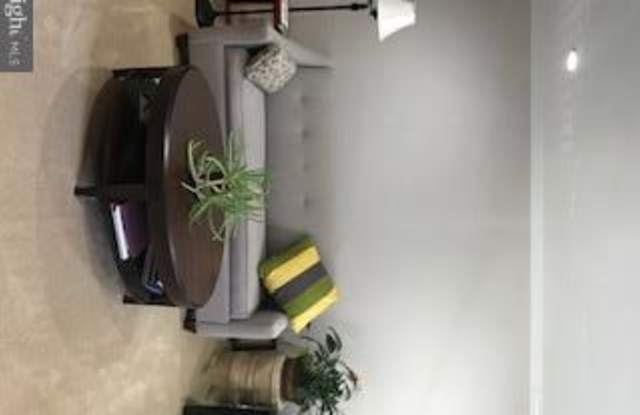6059 ROCKTON COURT Gallery 3