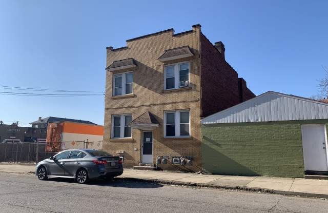 501 Broadway Avenue - 1 photos photos