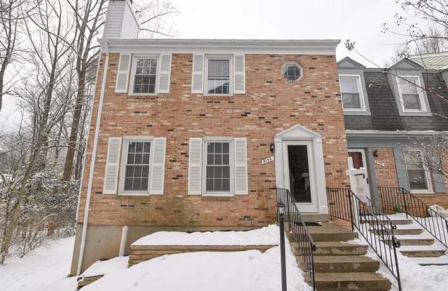 3152 Bayswater Ct - 3152 Bayswater Court, Oakton, VA 22031