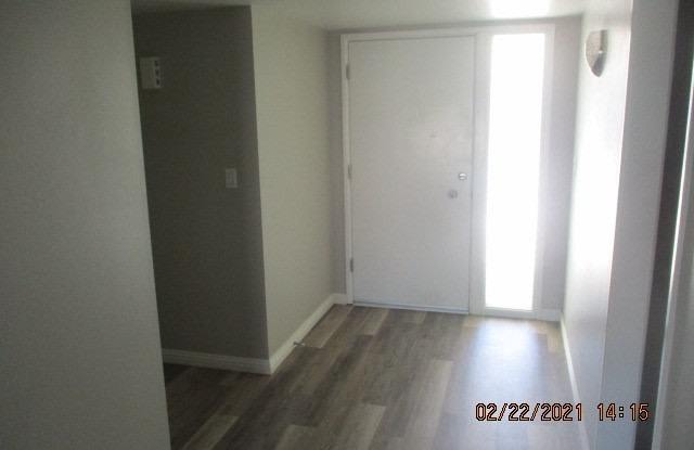 25860 Roanoke Gallery 2