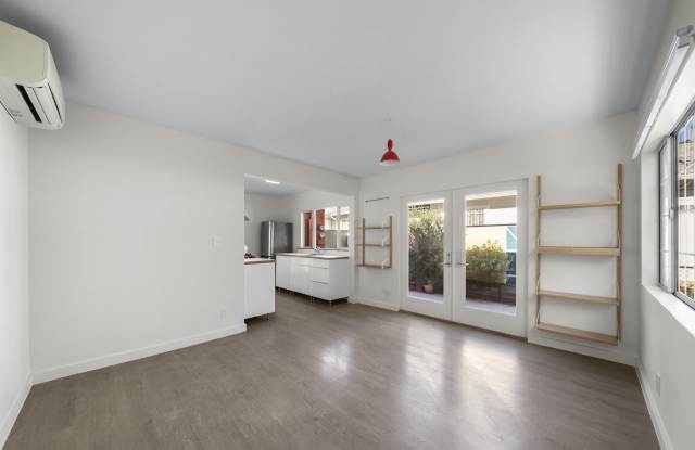 953 N Hoover St photos photos