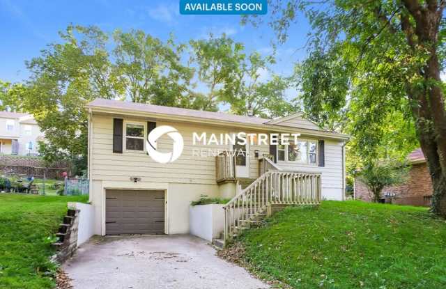 215 Maple Street - 215 Maple Street, Liberty, MO 64068