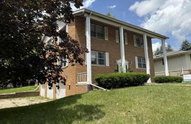 7307 North Oxford Place - 7307 North Oxford Place, Peoria, IL 61614 7307 North Oxford Place - 7307 North Oxford Place, Peoria, IL 61614