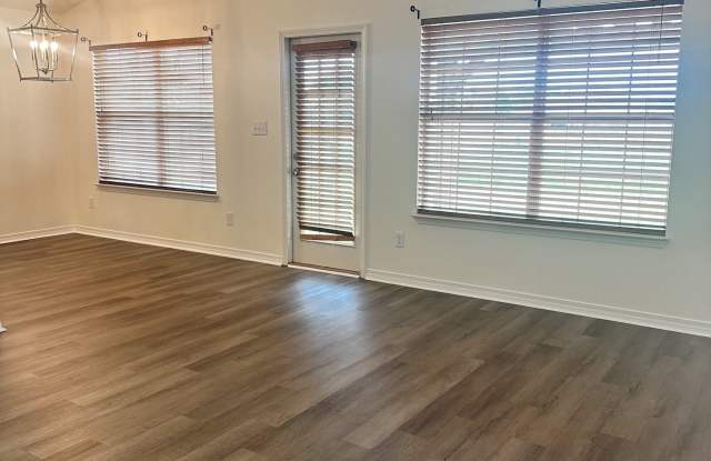 2700 Hampton Park Circle Gallery 4