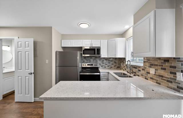 BRAND NEW, FULLY REMODELED 4BR Townhome in Aurora photos photos
