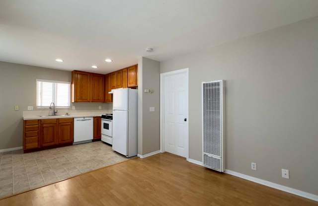 Spacious 1 Bdrm Guesthouse In the Heart Of Pacific Beach photos photos