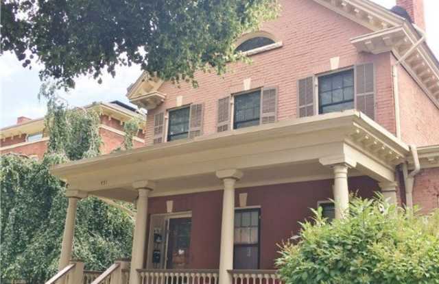 451 Franklin Street unit: 2 photos photos