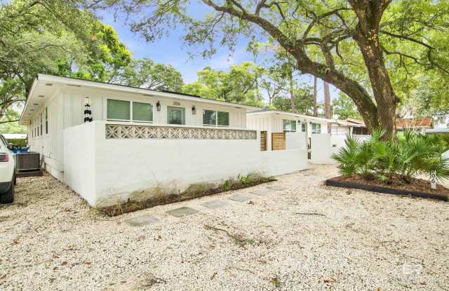 208 E 22nd Avenue photos photos