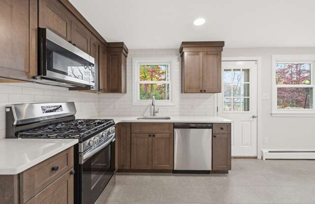 4 Sandberg unit: R photos photos