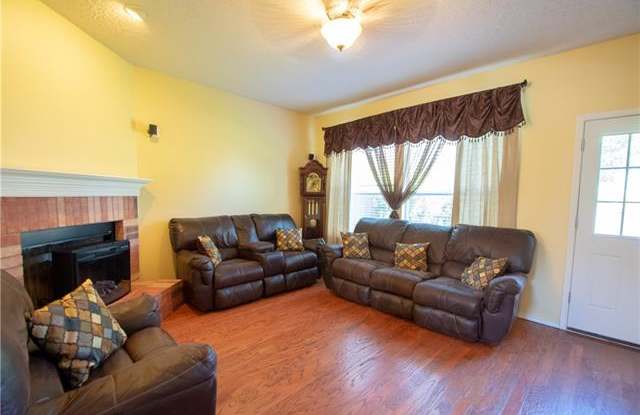 4609 Buffalo Bend Place Gallery 3