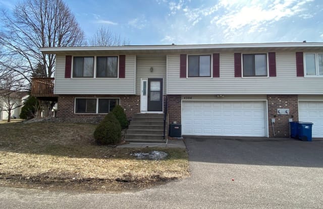 4304 Bridgewood Terrace - 4304 Bridgewood Terrace, Vadnais Heights, MN 55127
